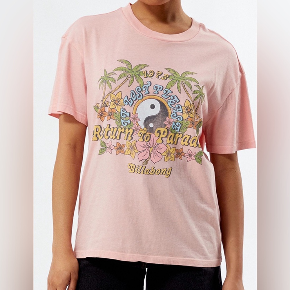 NWT - Billabong Pink Never Lost T-Shirt - Woman's Small
